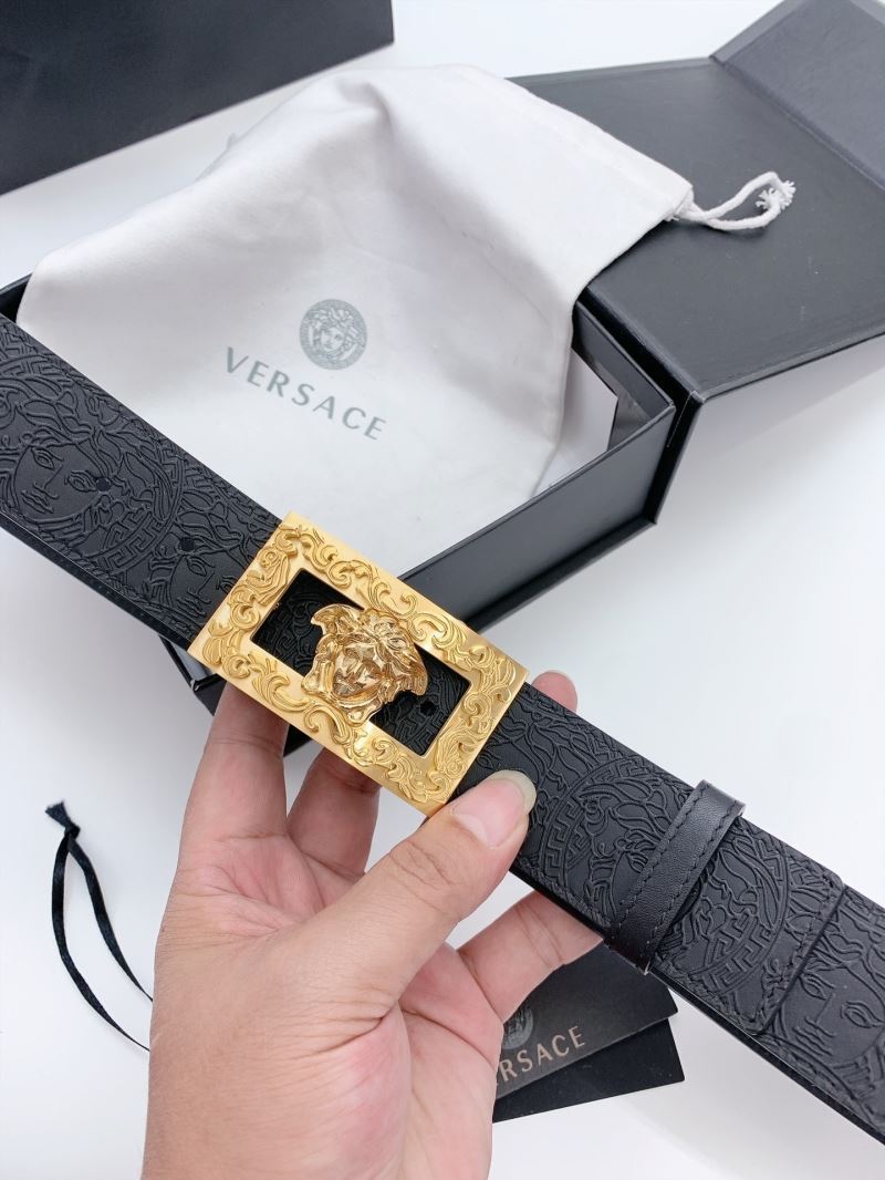 VERSACE